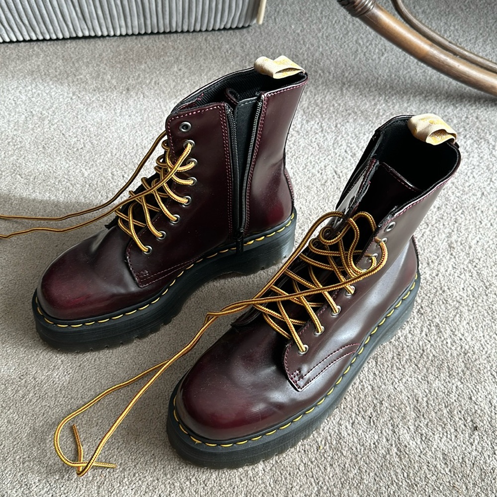 Dr Martens Jadon II burgundy size 10 women platform boots